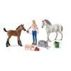 SCHLEICH Farm World Vet Visiting Mare and Foal Toy Figure Set, Multi-colour, 3 to 8 Years (42486)